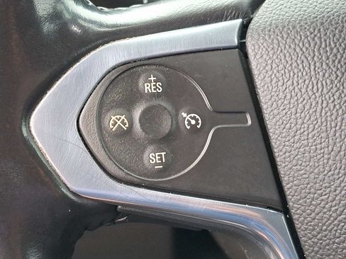 Used 2021 Chevrolet Traverse LT AWD/4WD image 20