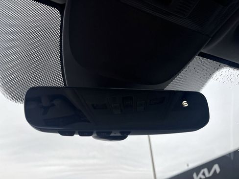 New 2026 Volkswagen Taos SE FWD image 35