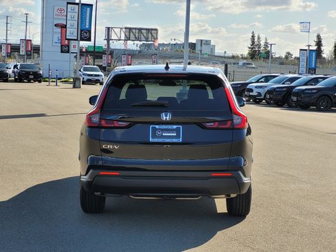 Certified 2026 Honda CR-V LX image 6