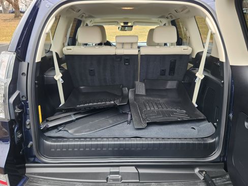 Used 2023 Lexus GX 460 Premium image 20