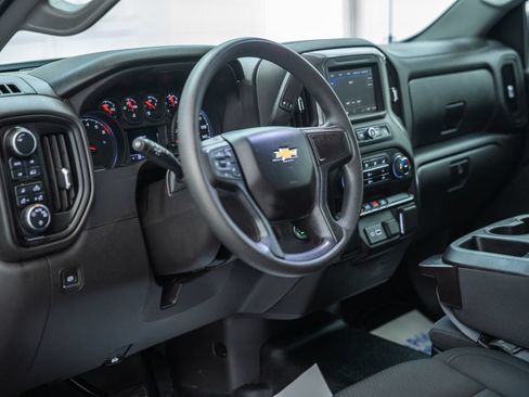 Used 2024 Chevrolet Silverado 1500 W/T w/ WT Value Package AWD/4WD image 21