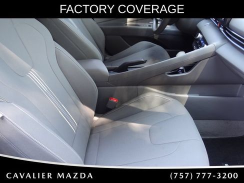 Used 2023 Hyundai Elantra SEL FWD image 10
