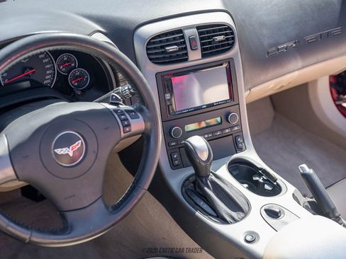 Used 2007 Chevrolet Corvette Convertible w/ Preferred Equipment Group RWD image 38