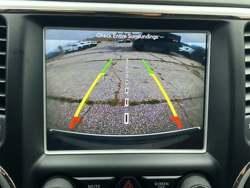 Used 2018 Jeep Grand Cherokee Summit w/ Platinum Series Group image 28