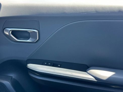 Used 2025 Kia K4 FWD image 18