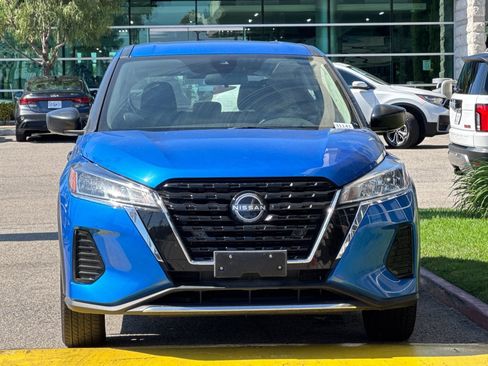 Used 2024 Nissan Kicks S FWD image 3