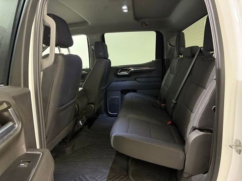 Certified 2022 Chevrolet Silverado 1500 LT w/ Z71 Off-Road Package image 24