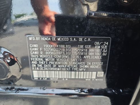 Certified 2025 Honda HR-V Sport image 30