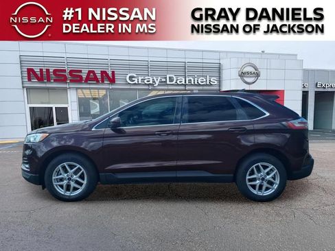 Used 2022 Ford Edge SEL AWD/4WD image 4