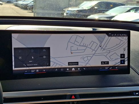 Certified 2024 BMW iX xDrive50 w/ Premium Package AWD/4WD image 19