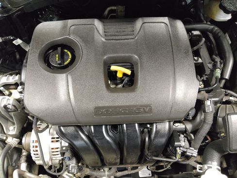 Used 2021 Kia Forte LXS FWD image 30