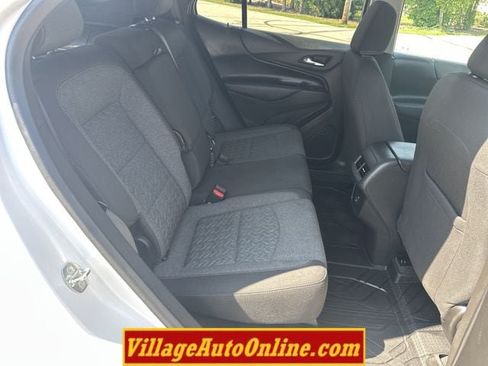 Used 2022 Chevrolet Equinox LT AWD/4WD image 37