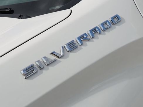 Used 2023 Chevrolet Silverado 1500 LT AWD/4WD image 11