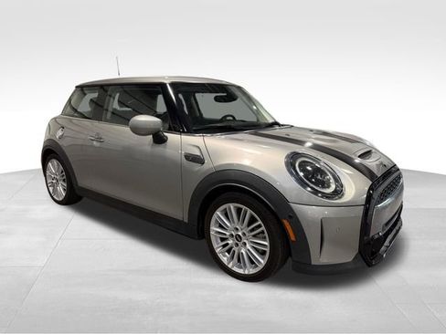 Used 2024 MINI Cooper S image 1