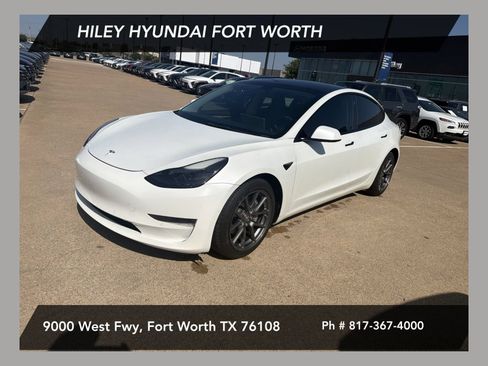 Used 2022 Tesla Model 3 RWD image 1