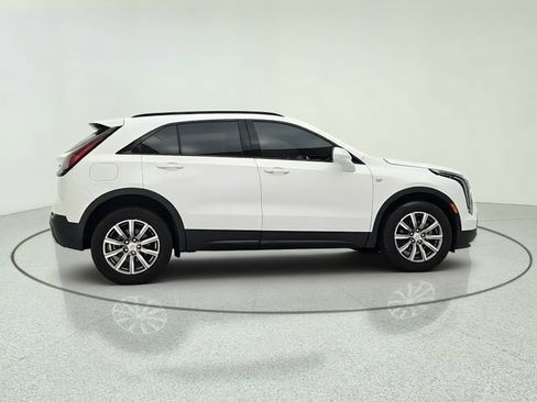 Used 2023 Cadillac XT4 Sport w/ Cold Weather Package AWD/4WD image 7