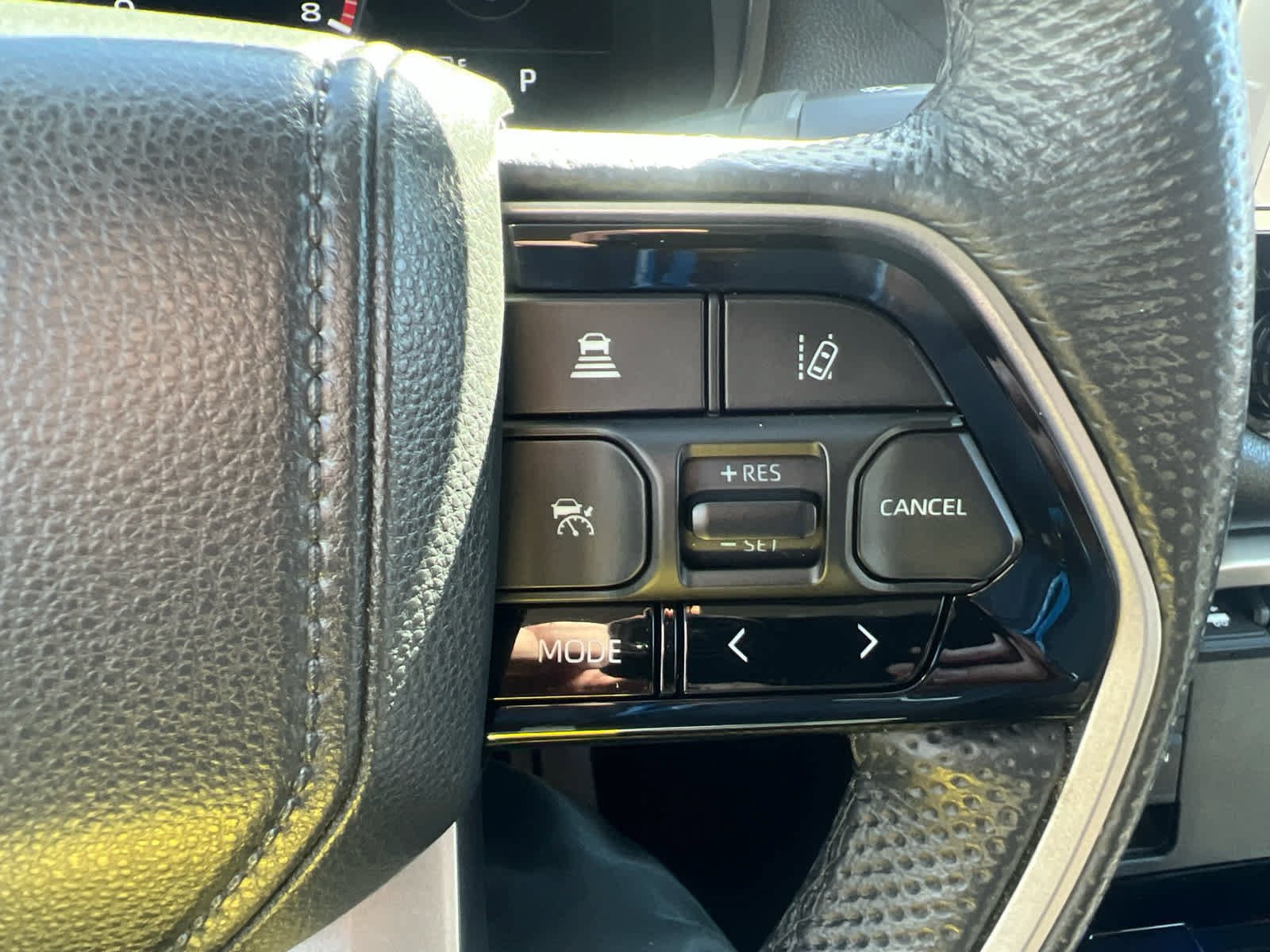 Used 2024 Toyota Tundra Limited AWD/4WD image 16