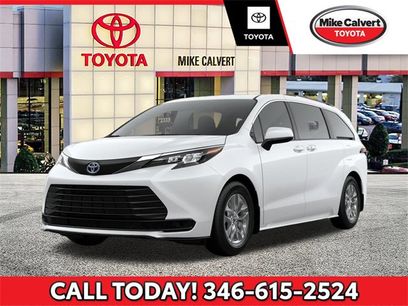 New 2025 Toyota Sienna LE