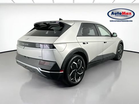 Used 2023 Hyundai Ioniq 5 SEL AWD/4WD image 2