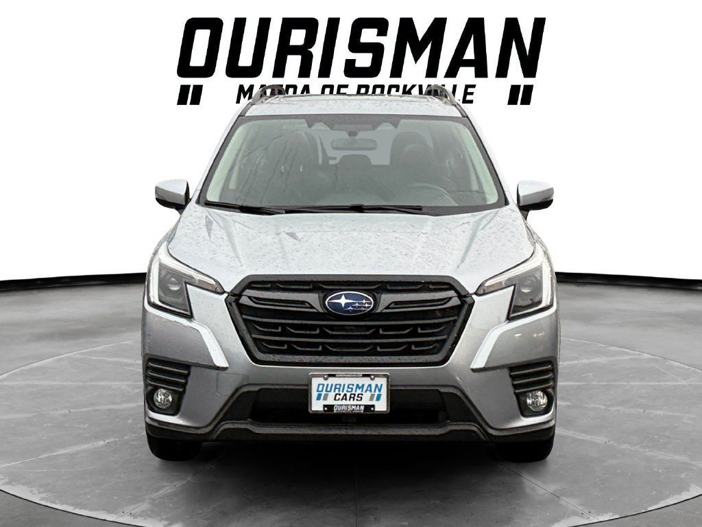 Used 2023 Subaru Forester Limited AWD/4WD image 8