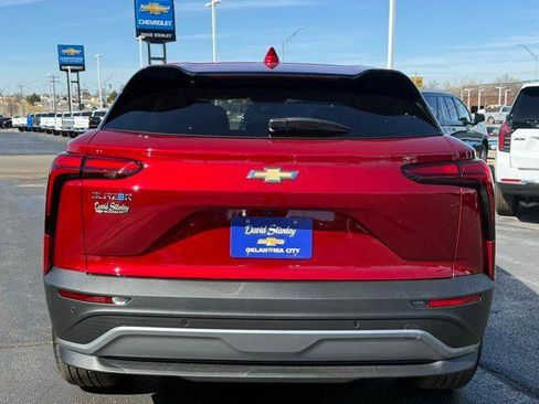 New 2026 Chevrolet Blazer EV LT image 9