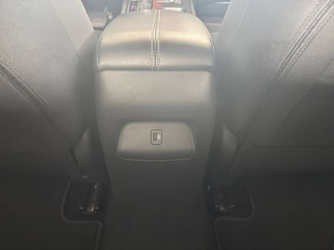 Used 2025 Nissan Sentra SV FWD image 18