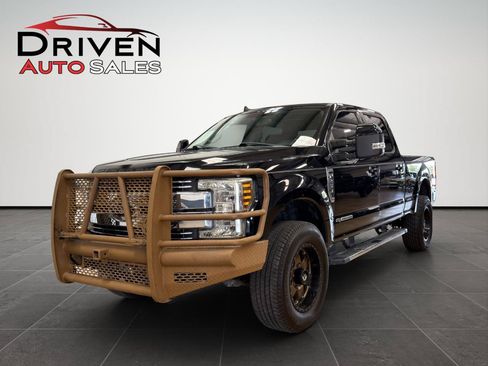 Used 2019 Ford F250 Lariat AWD/4WD image 2