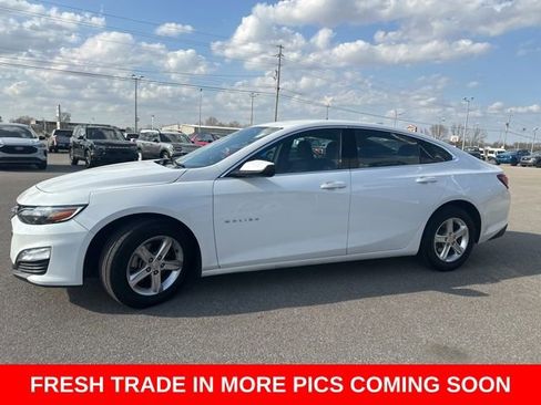 Used 2022 Chevrolet Malibu LT image 24