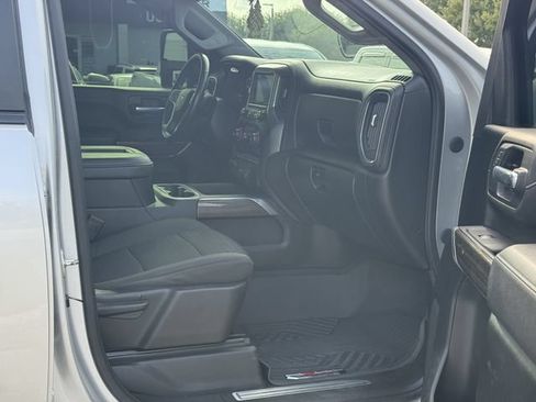 Used 2021 Chevrolet Silverado 2500 LT w/ Convenience Package AWD/4WD image 16