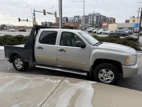 Used 2009 Chevrolet Silverado 1500 LT w/ Power Pack Plus image 4
