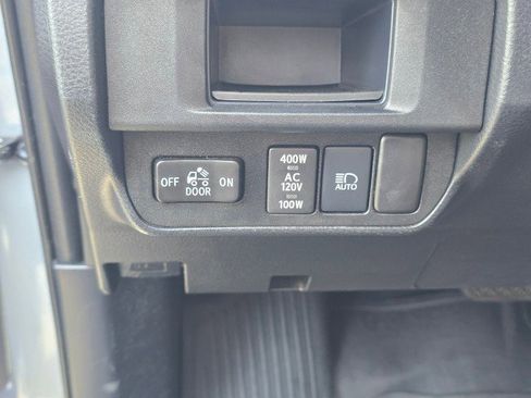 Used 2019 Toyota Tacoma TRD Off-Road image 28