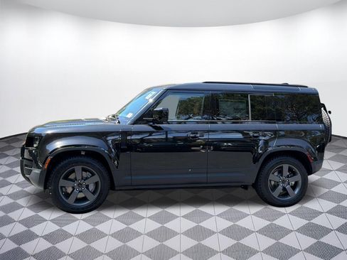 New 2026 Land Rover Defender 110 S AWD/4WD image 2