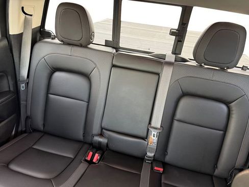 Used 2022 GMC Canyon AT4 w/ Driver Alert Package image 13