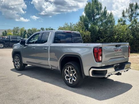 New 2026 GMC Sierra 1500 SLE w/ X31 Off-Road Package AWD/4WD image 3
