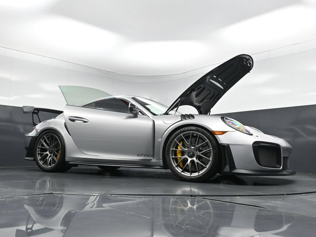 Used 2018 Porsche 911 GT2 RS RWD image 33