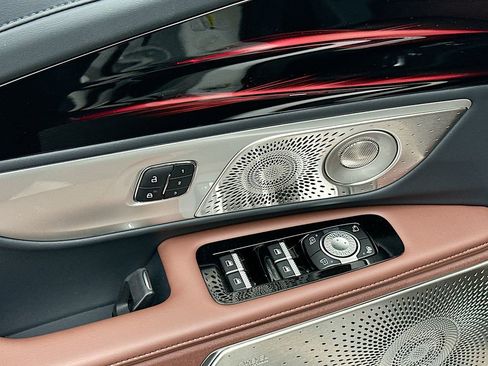 New 2026 Lincoln Nautilus Reserve AWD/4WD image 21