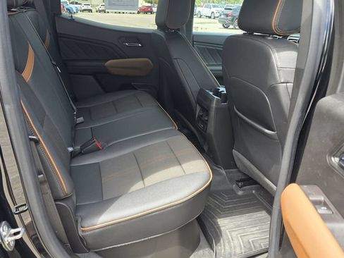 Used 2023 GMC Canyon AT4 AWD/4WD image 7