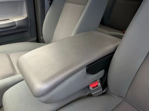 Used 2005 Dodge Dakota SLT w/ Trailer Tow Group AWD/4WD image 29