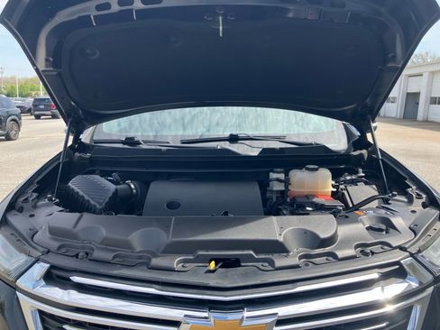 Used 2022 Chevrolet Traverse LT image 20