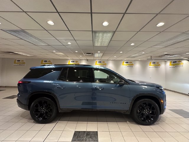 Used 2026 Chevrolet Traverse RS AWD/4WD image 3