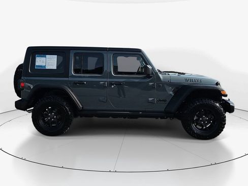 Used 2025 Jeep Wrangler Unlimited Sport AWD/4WD image 5