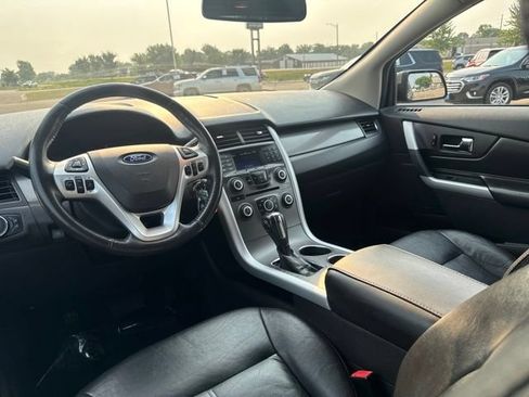 Used 2014 Ford Edge SEL w/ Equipment Group 204A AWD/4WD image 8