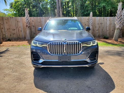 Used 2020 BMW X7 xDrive40i w/ Cold Weather Package AWD/4WD image 11