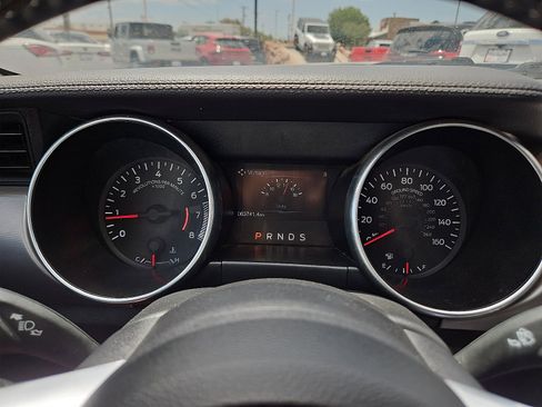 Used 2020 Ford Mustang Premium image 11