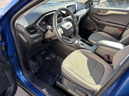 Certified 2022 Ford Escape SE image 27
