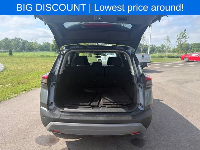 Used 2023 Nissan Rogue S FWD image 11