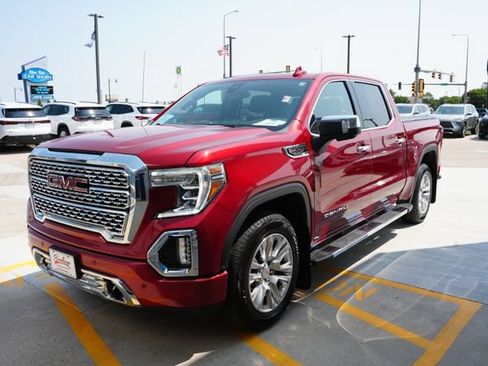 Used 2022 GMC Sierra 1500 Denali w/ Driver Alert Package II AWD/4WD image 29