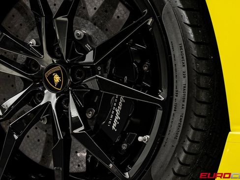 Used 2015 Lamborghini Aventador LP 700-4 AWD/4WD image 22