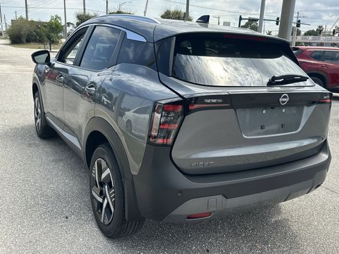 New 2026 Nissan Kicks SV FWD image 9