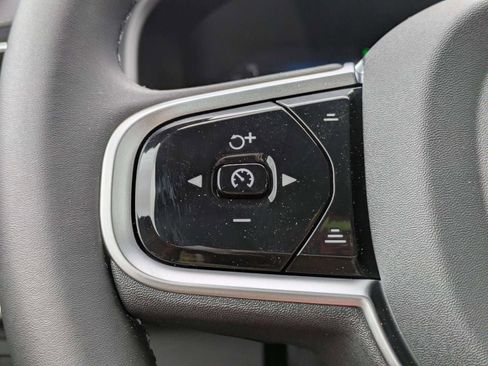 New 2026 Volvo XC90 T8 Plus w/ Protection Package Premier AWD/4WD image 36